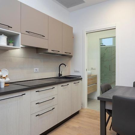I Host Apartment - Val Strona 6 ميلان المظهر الخارجي الصورة